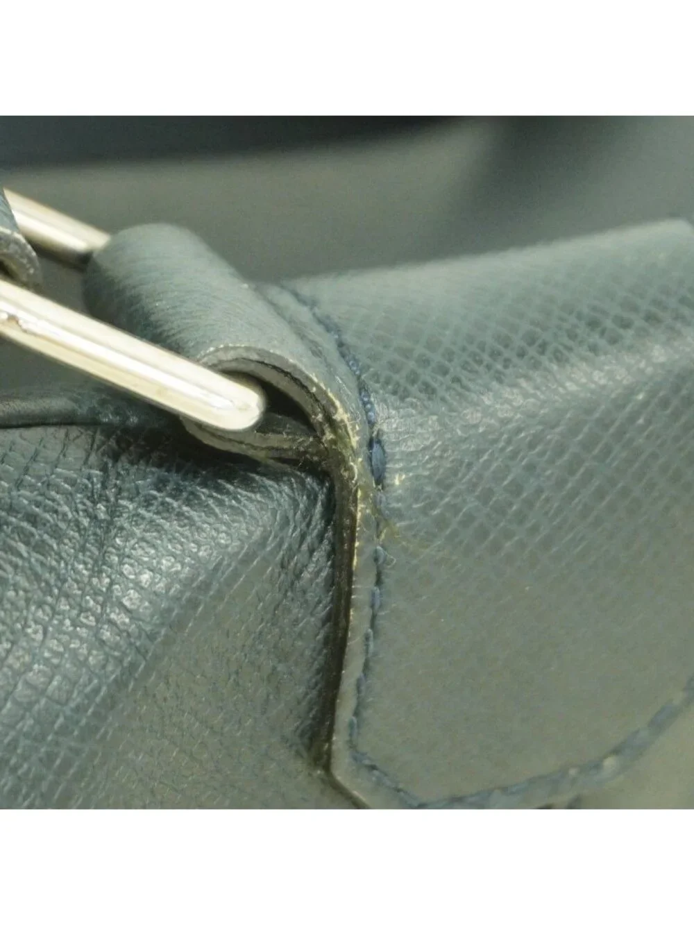 Louis Vuitton Shoulder Bag Taiga Sasha Boreal